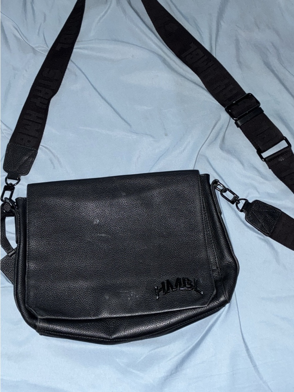 Black Men's Crossbody Messenger Bag - Picture 1 of 3